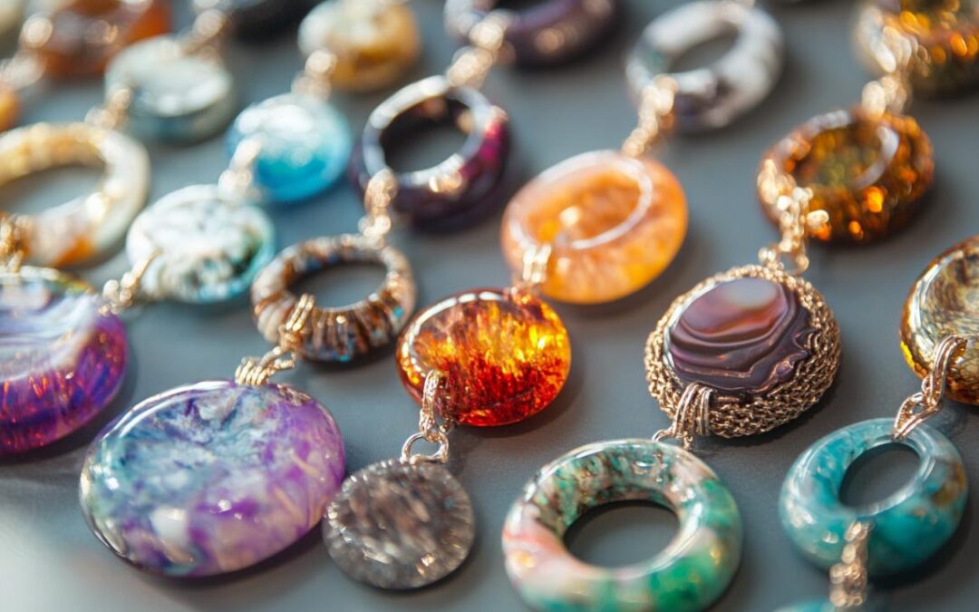 Bijoux en résine : alliez élégance et originalité à votre style quotidien